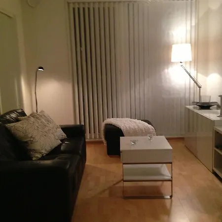 Small - Centre *