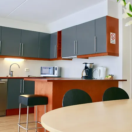 Small - Centre Apartment *
