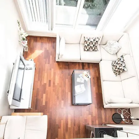 스타방에르 스몰 아파트먼트 - 시티 센터 * 스타방에르