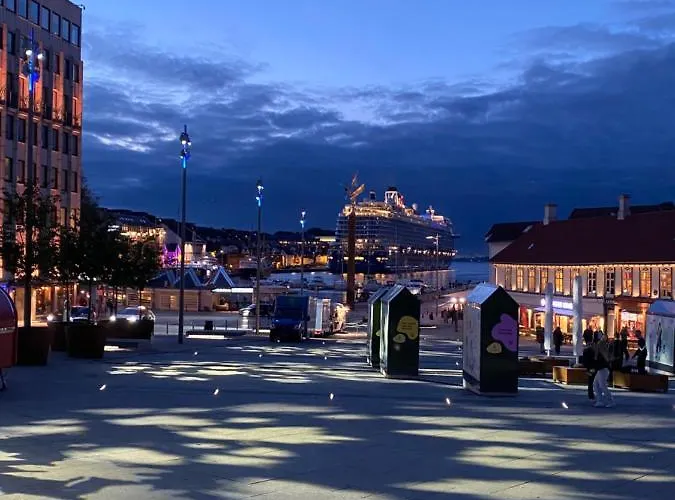 Daire Small - Centre *