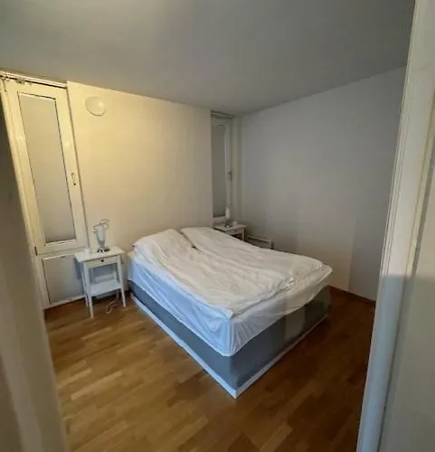 Daire Small - Centre *