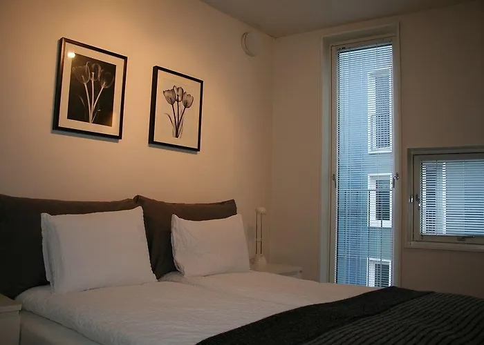 Small - Centre Daire