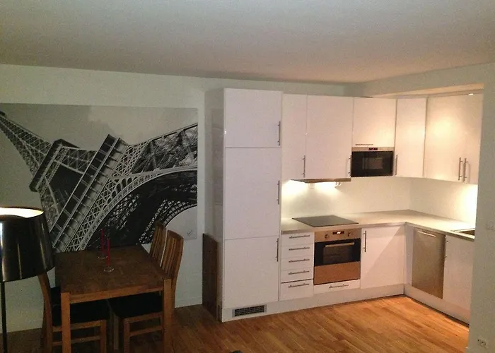 Small - Centre Daire Stavanger