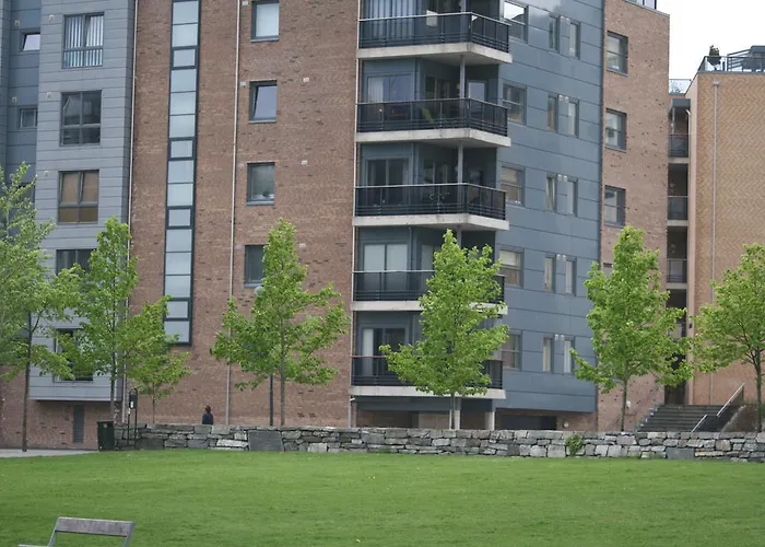 Daire Small - Centre