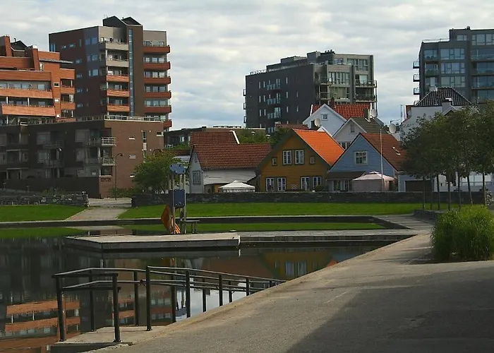 Small - Centre Daire