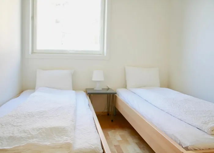 Daire Small - Centre