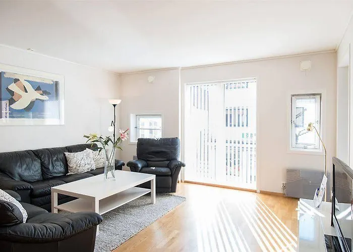 Daire Small - Centre